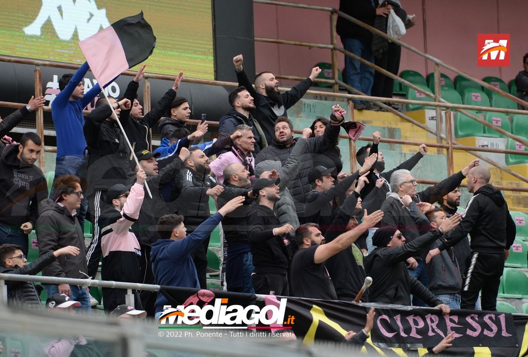FOTO, i tifosi allo stadio per Palermo – Taranto 5-2 (Gallery) - immagine 31
