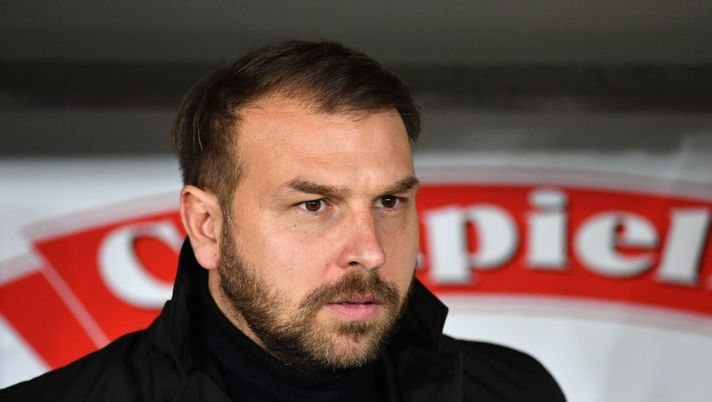 TURIN, ITALY - FEBRUARY 12: Venezia FC head coach Paolo Zanetti looks on during the Serie A match between Torino FC and Venezia FC at Stadio Olimpico di Torino on February 12, 2022 in Turin, Italy. (Photo by Valerio Pennicino/Getty Images) Zanetti: “Perché Nani out, il motivo. Io sarò l’ultimo ad abbandonare la barca” - immagine 1