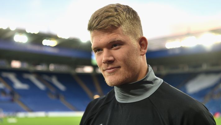 LEICESTER, ENGLAND - OCTOBER 17: Andreas Cornelius of FC Copenhagen looks on during a FC Copenhagen training session and press conference at The King Power Stadium on October 17, 2016 in Leicester, England. (Photo by Michael Regan/Getty Images) LEICESTER, ENGLAND - OCTOBER 17: Andreas Cornelius of FC Copenhagen looks on during a FC Copenhagen training session and press conference at The King Power Stadium on October 17, 2016 in Leicester, England. (Photo by Michael Regan/Getty Images)