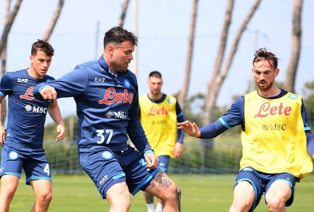 FOTO Il Napoli prepara la sfida con l’Empoli: gli scatti dell’allenamento - immagine 2