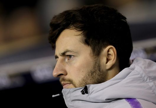LONDON, ENGLAND - DECEMBER 17: Ryan Mason, Tottenham Hotspur coach looks on prior to the FA Youth Cup Third Round match between Millwall and Tottenham Hotspur at The Den on December 17, 2018 in London, England. (Photo by James Chance/Getty Images) LONDON, ENGLAND - DECEMBER 17: Ryan Mason, Tottenham Hotspur coach looks on prior to the FA Youth Cup Third Round match between Millwall and Tottenham Hotspur at The Den on December 17, 2018 in London, England. (Photo by James Chance/Getty Images)