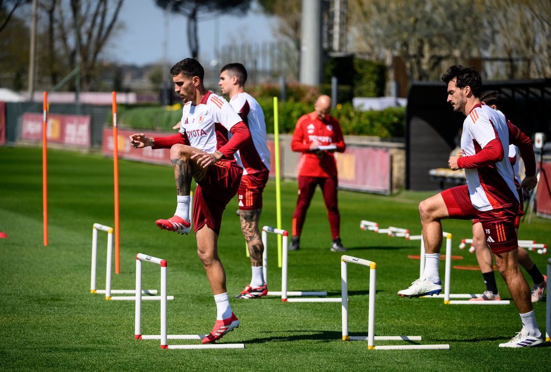 Trigoria, primo allenamento della pausa nazionali – FOTO GALLERY- immagine 1