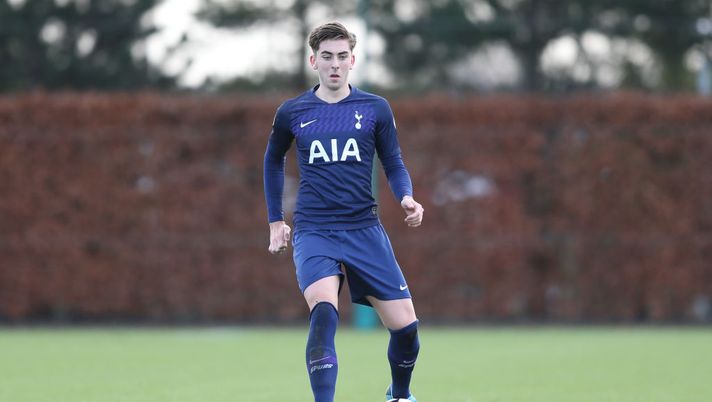 MANCHESTER, ENGLAND - DECEMBER 15: Luis Binks of Tottenham Hotspur on the ball during the Premier League 2 match between Manchester City and Tottenham Hotspur at The Academy Stadium on December 15, 2019 in Manchester, United Kingdom. (Photo by Charlotte Tattersall/Getty Images) MANCHESTER, ENGLAND - DECEMBER 15: Luis Binks of Tottenham Hotspur on the ball during the Premier League 2 match between Manchester City and Tottenham Hotspur at The Academy Stadium on December 15, 2019 in Manchester, United Kingdom. (Photo by Charlotte Tattersall/Getty Images)