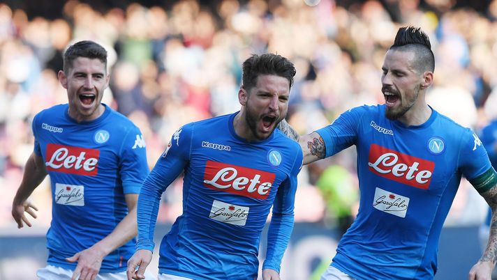Hamsik, Jorginho e Mertens (Photo by Francesco Pecoraro/Getty Images) mertens napoli