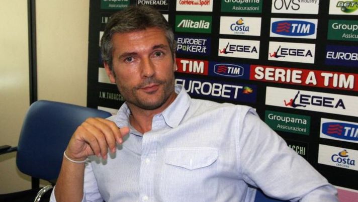 Bari, ieri incontro Giancaspro-Sogliano: caccia al nuovo allenatore, in pole Baroni e Juric Bari, ieri incontro Giancaspro-Sogliano: caccia al nuovo allenatore, in pole Baroni e Juric