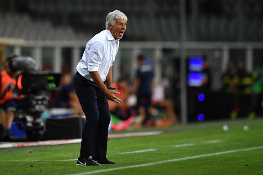  TURIN, ITALY - AUGUST 21: Atalanta BC head coach Gian Piero Gasperini reacts during the Serie A match between Torino FC and Atalanta BC at Stadio Olimpico di Torino on August 21, 2021 in Turin, Italy. (Photo by Valerio Pennicino/Getty Images) 