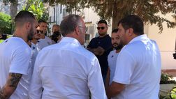 VIDEO Palermo, l’abbraccio di Baldini e Castagnini alla squadra dopo le dimissioni