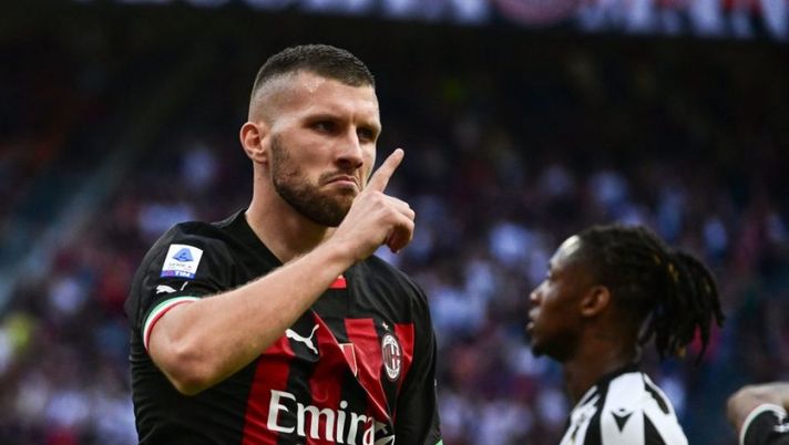 AC Milan's Croatian forward Ante Rebic reacts after scoring during the Italian Serie A football match between AC Milan and Udinese on August 13, 2022 at the San Siro stadium in Milan. (Photo by MIGUEL MEDINA / AFP) (Photo by MIGUEL MEDINA/AFP via Getty Images) Milan, Sky: “Rebic ancora alle prese con l’infiammazione alla schiena: altro forfait in vista” - immagine 1