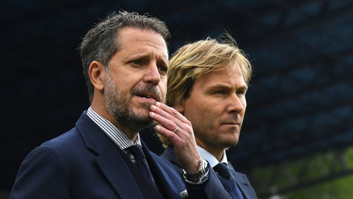 FERRARA, ITALY - APRIL 13: Juventus FC technical coordinator Fabio Paratici and Juventus FC vice president Pavel Nedved attend the Serie A match between SPAL and Juventus at Stadio Paolo Mazza on April 13, 2019 in Ferrara, Italy. (Photo by Juventus FC/Juventus FC via Getty Images) FERRARA, ITALY - APRIL 13: Juventus FC technical coordinator Fabio Paratici and Juventus FC vice president Pavel Nedved attend the Serie A match between SPAL and Juventus at Stadio Paolo Mazza on April 13, 2019 in Ferrara, Italy. (Photo by Juventus FC/Juventus FC via Getty Images)
