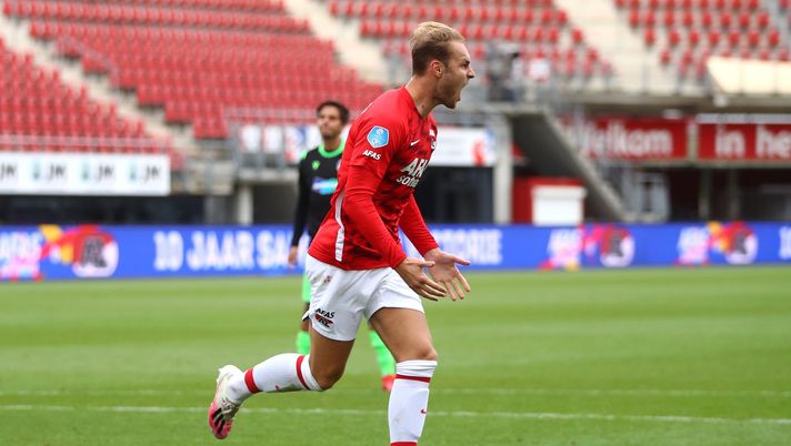 ALKMAAR, NETHERLANDS - AUGUST 26: Teun Koopmeiners #8 of AZ celebrates after scoring his team's first goal from the penalty spot during the UEFA Champions League qualification match between AZ Alkmaar and FC Viktoria Plzen at AZ Stadion, Alkmaar, Netherlands on August 26, 2020 in Alkmaar, Netherlands. (Photo by Dean Mouhtaropoulos/Getty Images) ALKMAAR, NETHERLANDS - AUGUST 26: Teun Koopmeiners #8 of AZ celebrates after scoring his team's first goal from the penalty spot during the UEFA Champions League qualification match between AZ Alkmaar and FC Viktoria Plzen at AZ Stadion, Alkmaar, Netherlands on August 26, 2020 in Alkmaar, Netherlands. (Photo by Dean Mouhtaropoulos/Getty Images)