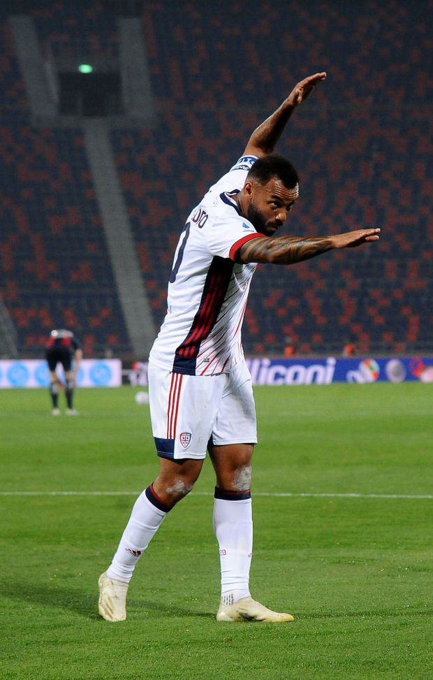 BOLOGNA, ITALY - OCTOBER 31: Joao Pedro of Cagliari Calcio celebrates after scoring the opening goal during the Serie A match between Bologna FC and Cagliari Calcio at Stadio Renato Dall'Ara on October 31, 2020 in Bologna, Italy. (Photo by Mario Carlini / Iguana Press/Getty Images) BOLOGNA, ITALY - OCTOBER 31: Joao Pedro of Cagliari Calcio celebrates after scoring the opening goal during the Serie A match between Bologna FC and Cagliari Calcio at Stadio Renato Dall'Ara on October 31, 2020 in Bologna, Italy. (Photo by Mario Carlini / Iguana Press/Getty Images)