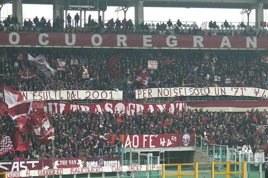 Il messaggio per Quagliarella negli striscioni della Maratona Il messaggio per Quagliarella negli striscioni della Maratona