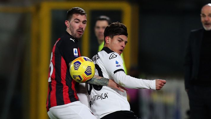 Alessio Romagnoli e Kevin Agudelo durante Spezia-Milan (Getty Images) Alessio Romagnoli e Kevin Agudelo durante Spezia-Milan (Getty Images)