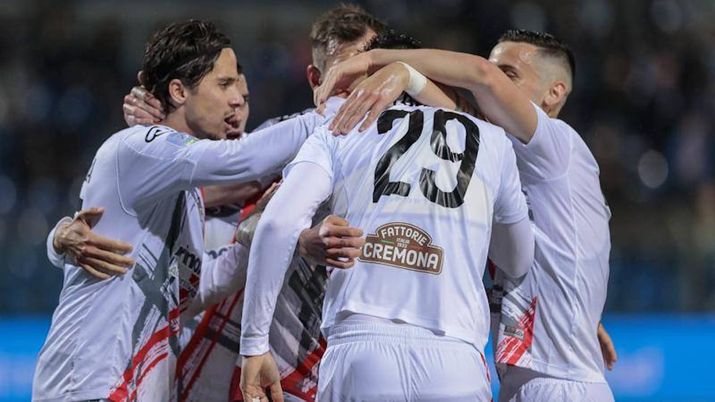 Milan, riecco la Cremonese dopo 26 anni: come andò l’ultimo precedente Lecce Cremonese Serie A