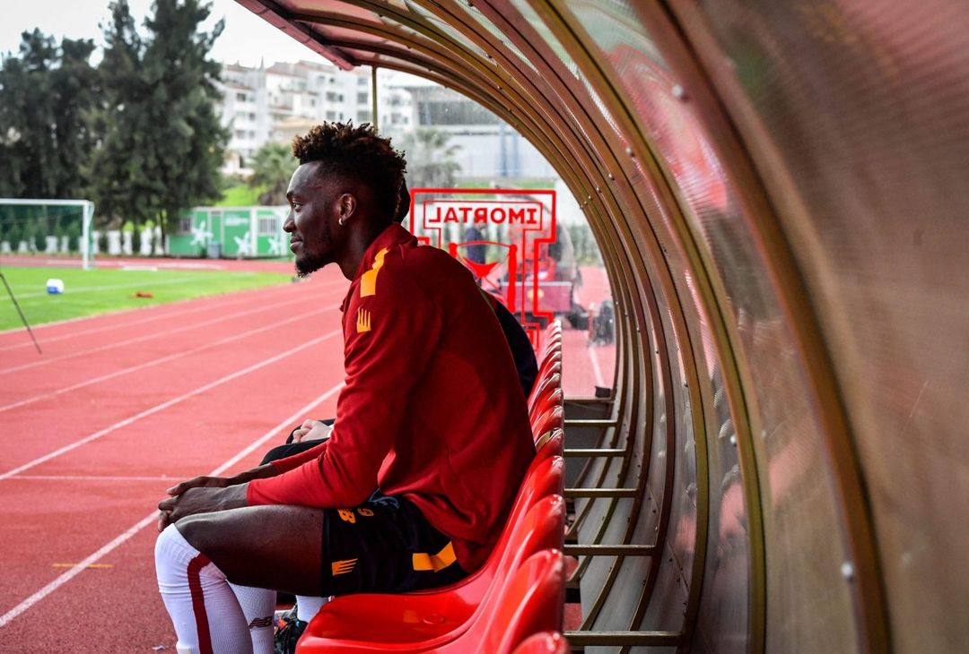 Roma, c’è Wijnaldum in gruppo. E torna anche Rui Patricio – FOTO GALLERY - immagine 27