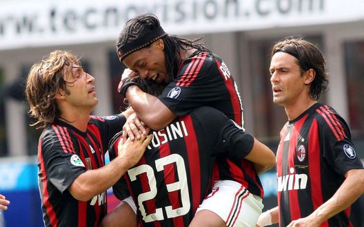  Andrea Pirlo e Ronaldinho insieme nel 2008 al Milan (credits: GETTY Images) 