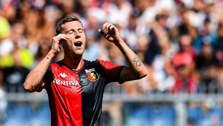 GENOA, ITALY - SEPTEMBER 15: Lukas Lerager of Genoa reacts with disappointment during the Serie A match between Genoa CFC and Atalanta BC at Stadio Luigi Ferraris on September 15, 2019 in Genoa, Italy. (Photo by Paolo Rattini/Getty Images) GENOA, ITALY - SEPTEMBER 15: Lukas Lerager of Genoa reacts with disappointment during the Serie A match between Genoa CFC and Atalanta BC at Stadio Luigi Ferraris on September 15, 2019 in Genoa, Italy. (Photo by Paolo Rattini/Getty Images)