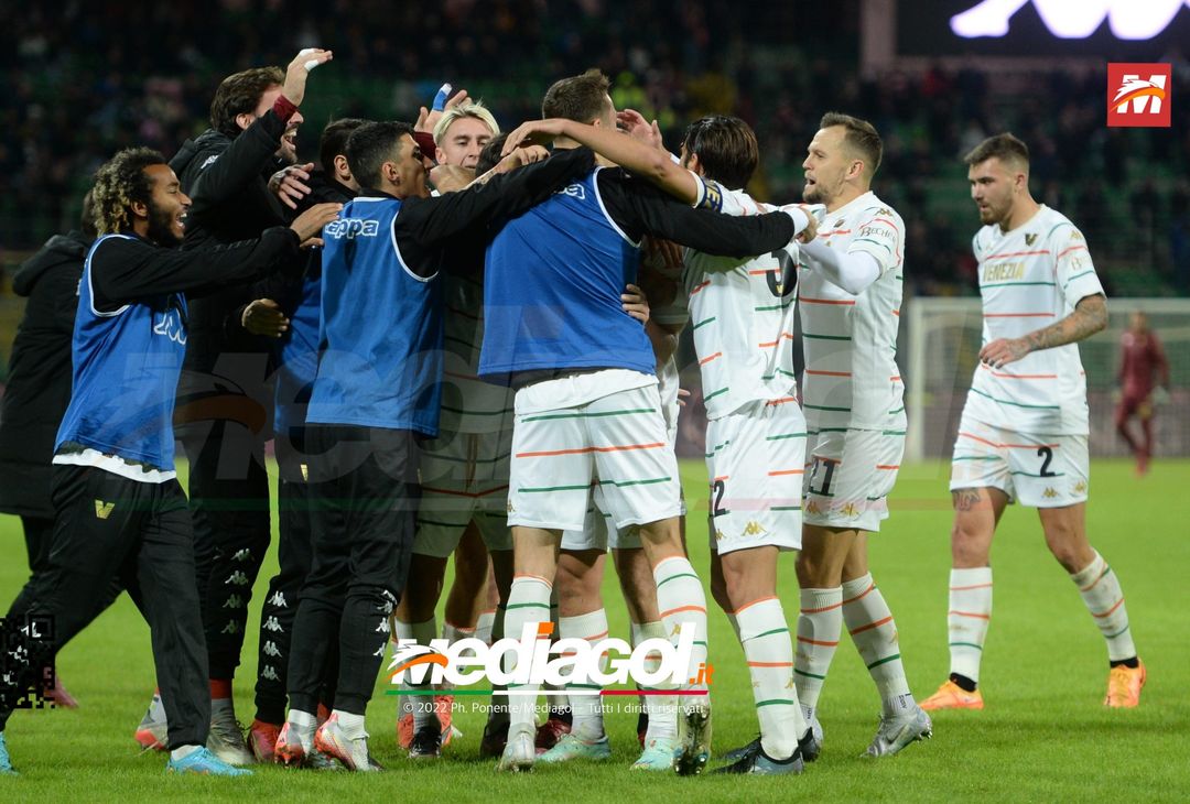 FOTO Palermo-Venezia 0-1, 14ª giornata di Serie B 2022-2023 (Gallery) - immagine 52