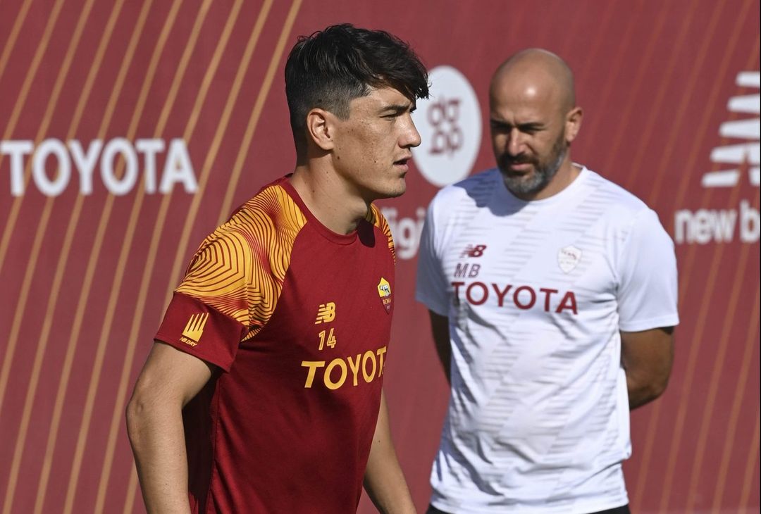 Trigoria, ripresa in vista del Betis: Karsdorp con il gruppo – FOTO GALLERY - immagine 29