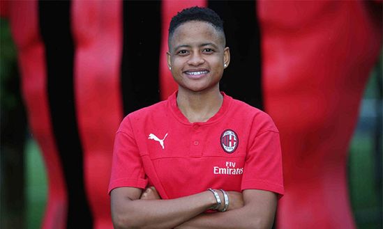 Refiloe Jane, nuovo centrocampista del Milan Femminile, acmilan.com Refiloe Jane, nuovo centrocampista del Milan Femminile, acmilan.com