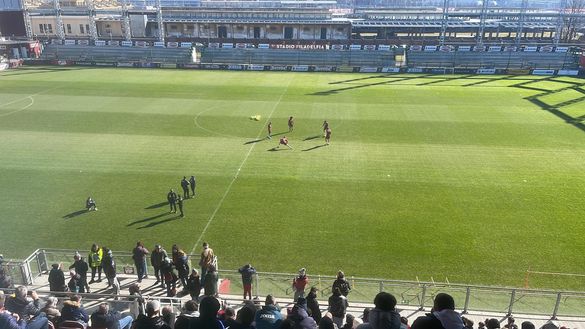 Torino, il Filadelfia riapre le porte per l’allenamento: 500 tifosi presenti- immagine 9