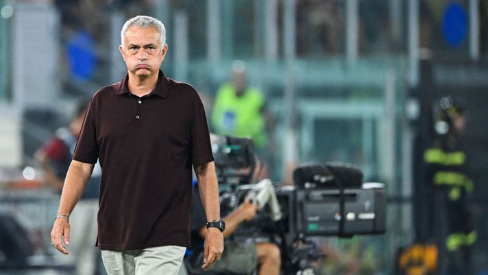 Mourinho: “Voglio un centrale di difesa, ma non ho il coraggio di chiederlo” - immagine 1
