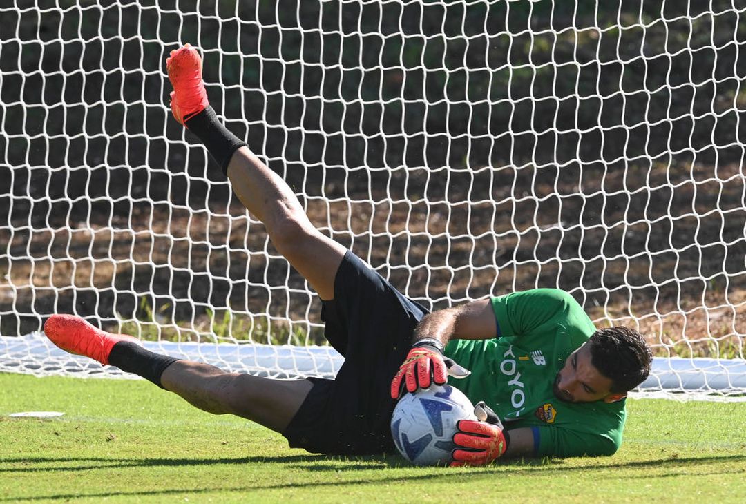 Trigoria, Karsdorp e Zaniolo ancora in gruppo. Kumbulla a parte – FOTO GALLERY - immagine 4