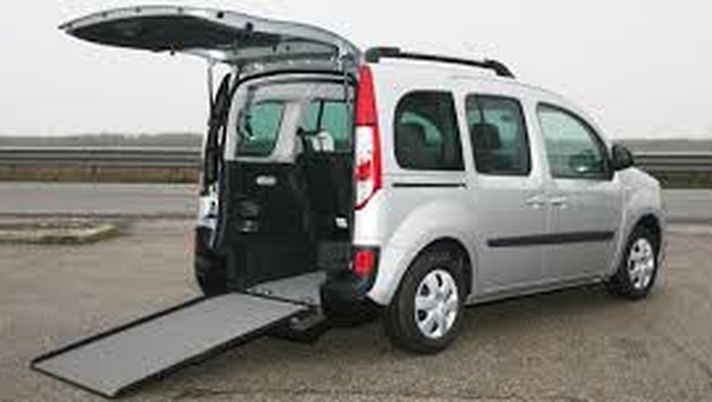 Derby di Roma noir: altri 4 arresti e danni al pulmino dei tifosi disabili - immagine 1