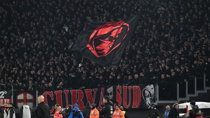 Curva Sud Lazio Milan tifosi rossoneri