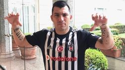 Medel: “Sono molto felice al Besiktas. Ho già perso sette chili, lì non ti controllano…”