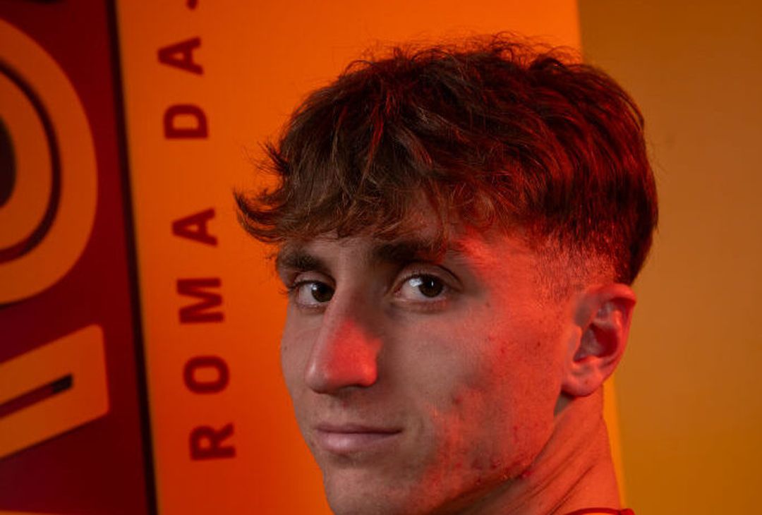 Roma, il primo giorno in giallorosso per Baldanzi – FOTO GALLERY - immagine 13