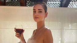 Chiara Ferragni lascia tutti senza parole: lo scatto in vasca interamente nuda