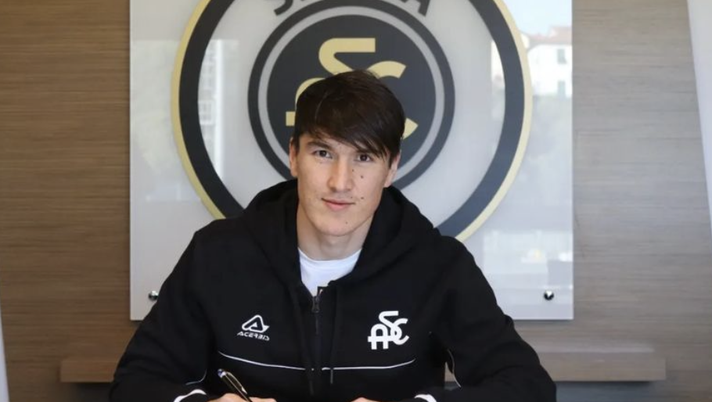 Shomurodov ufficiale allo Spezia. L’attaccante sui social: “Nuovo capitolo” - immagine 1