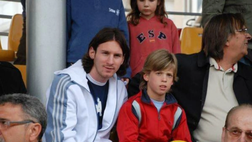 Dani Olmo e la foto (non voluta) con Messi: oggi ringrazia di averla fatta
