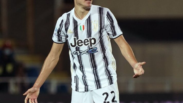 Chiesa e la tensione con l’arbitro: “Mi hai insultato”, Pirlo lo richiama e poi Irrati… Chiesa e la tensione con l’arbitro: “Mi hai insultato”, Pirlo lo richiama e poi Irrati… - immagine 1