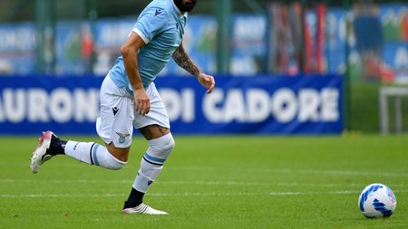 AURONZO DI CADORE, ITALY - JULY 17: Elseid Hysaj of SS Lazio in action during the friendly match SS Lazio v Top 11 Cadore on July 17, 2021 in Auronzo di Cadore, Italy. (Photo by Marco Rosi - SS Lazio/Getty Images) AURONZO DI CADORE, ITALY - JULY 17: Elseid Hysaj of SS Lazio in action during the friendly match SS Lazio v Top 11 Cadore on July 17, 2021 in Auronzo di Cadore, Italy. (Photo by Marco Rosi - SS Lazio/Getty Images)