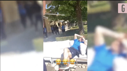 VIDEO Vieri, ‘Bobo’ dorme e Del Piero riprende: l’ex attaccante sorpreso durante una clamorosa dormita