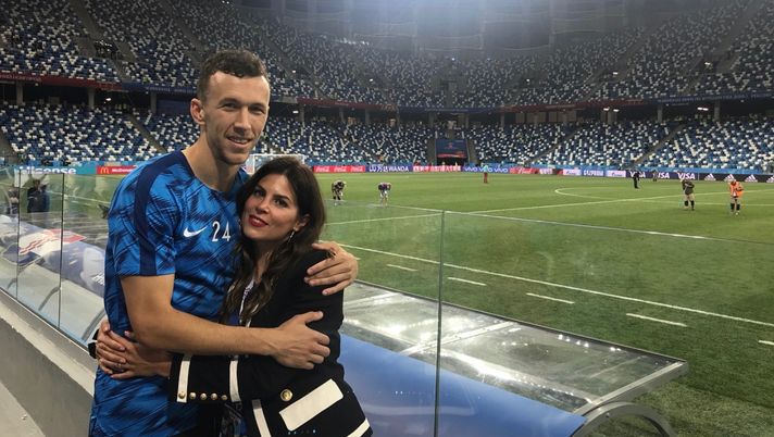 Momento difficile per Perisic, la moglie gli fa sentire il suo sostegno anche sui social 