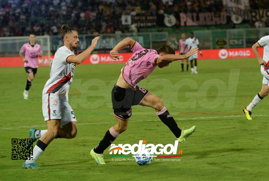 FOTO Palermo-Genoa 1-0: la gallery del big match della 5ª giornata di Serie B 2022-23 - immagine 52
