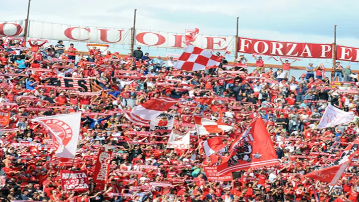 Serie C, l&#8217;attesissimo derby Arezzo-Perugia sarà aperto per mille spettatori. Ma gli ultras umbri&#8230;