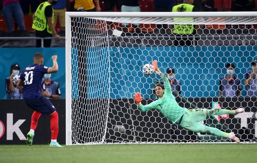 Mbappé (getty images) Mbappé (getty images)