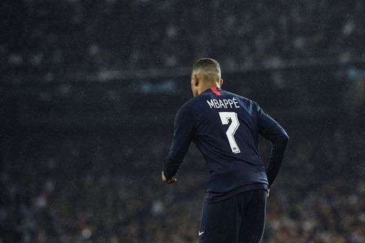 (Photo by David Ramos/Getty Images) Scandalo in Argentina, tifosi dell’Albiceleste intonano cori razzisti contro Mbappé e compagni- immagine 2
