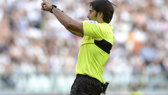 Fabio Maresca decides to review the play with the VAR  