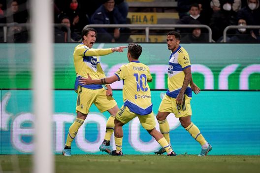 Chiariello: “Nessuno che stigmatizza Medel per quanto accaduto in Juve-Bologna”- immagine 2