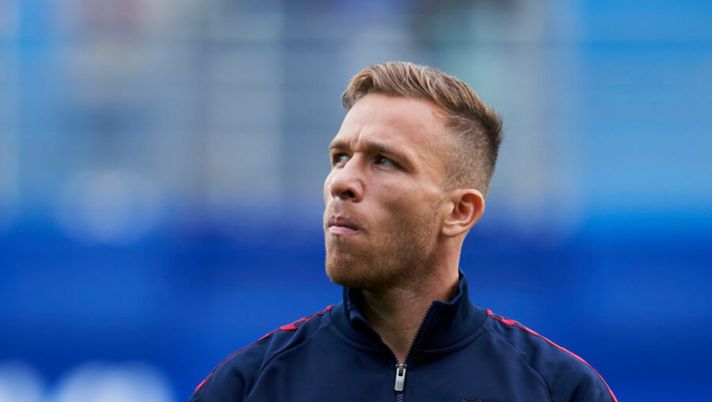 Gazzetta: “Juve e Barcellona hanno l’accordo: tre giocatori coinvolti e Arthur ora deve…” - immagine 1