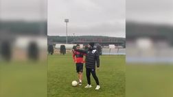 Pirlo spiega i segreti delle punizioni ai suoi calciatori | VIDEO