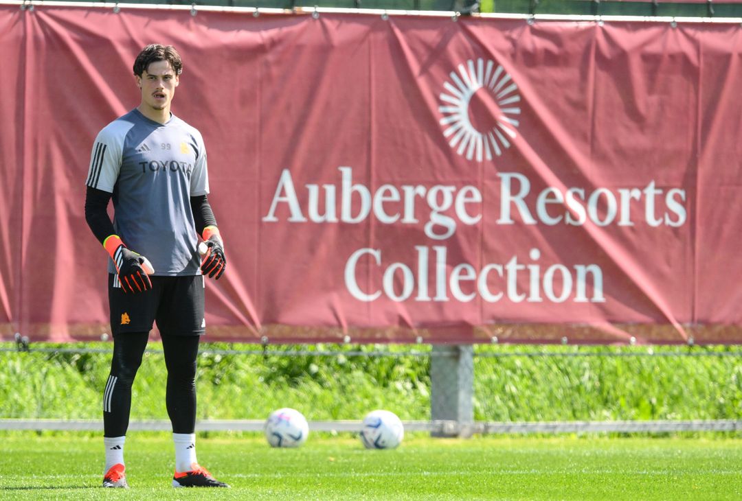 Trigoria, l’allenamento senza i nazionali: Abraham ancora in gruppo – FOTOGALLERY - immagine 10