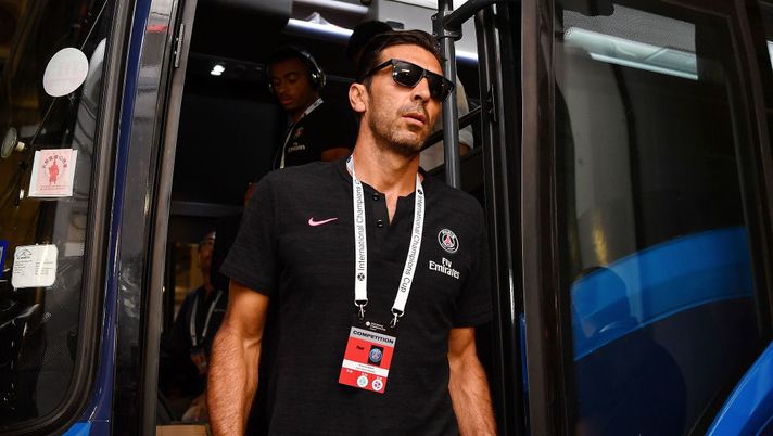 Buffon: “Il bidone della spazzatura al posto del cuore? Avevo un diavolo per capello” 