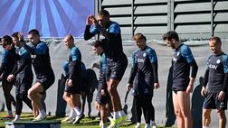 Il Napoli si allena al completo, manca solo Osimhen: il report odierno