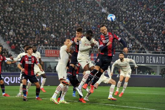 (Photo by Mario Carlini / Iguana Press/Getty Images) Un Milan a due facce espugna Bologna e resta da solo in vetta per una notte- immagine 4